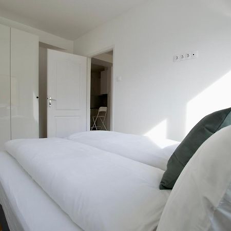 Standard Apartment By Hi5 - Dessewffy 37 Suites 부다페스트 외부 사진