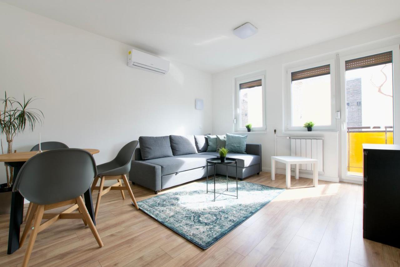 Standard Apartment By Hi5 - Dessewffy 37 Suites 부다페스트 외부 사진