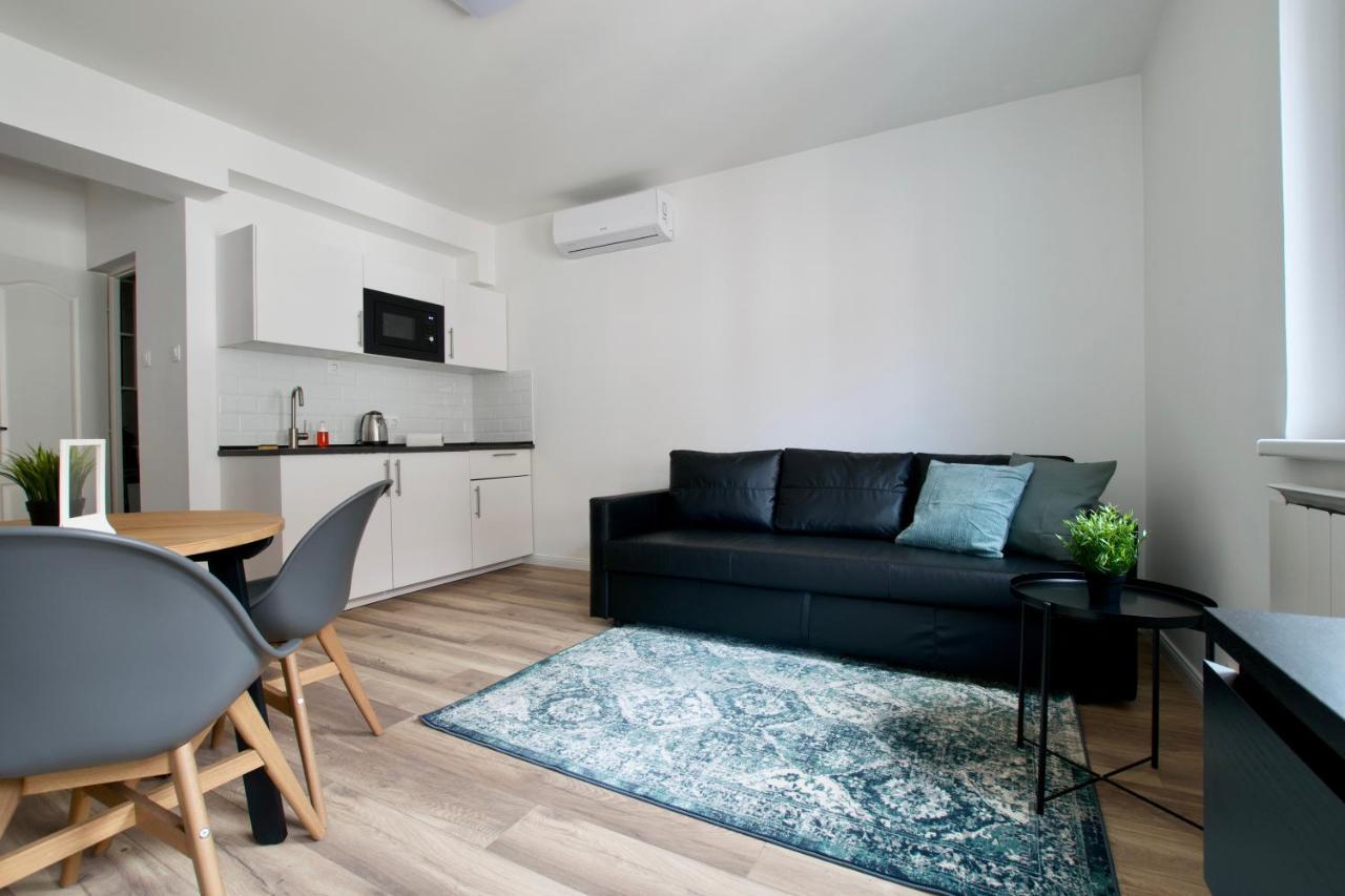 Standard Apartment By Hi5 - Dessewffy 37 Suites 부다페스트 외부 사진