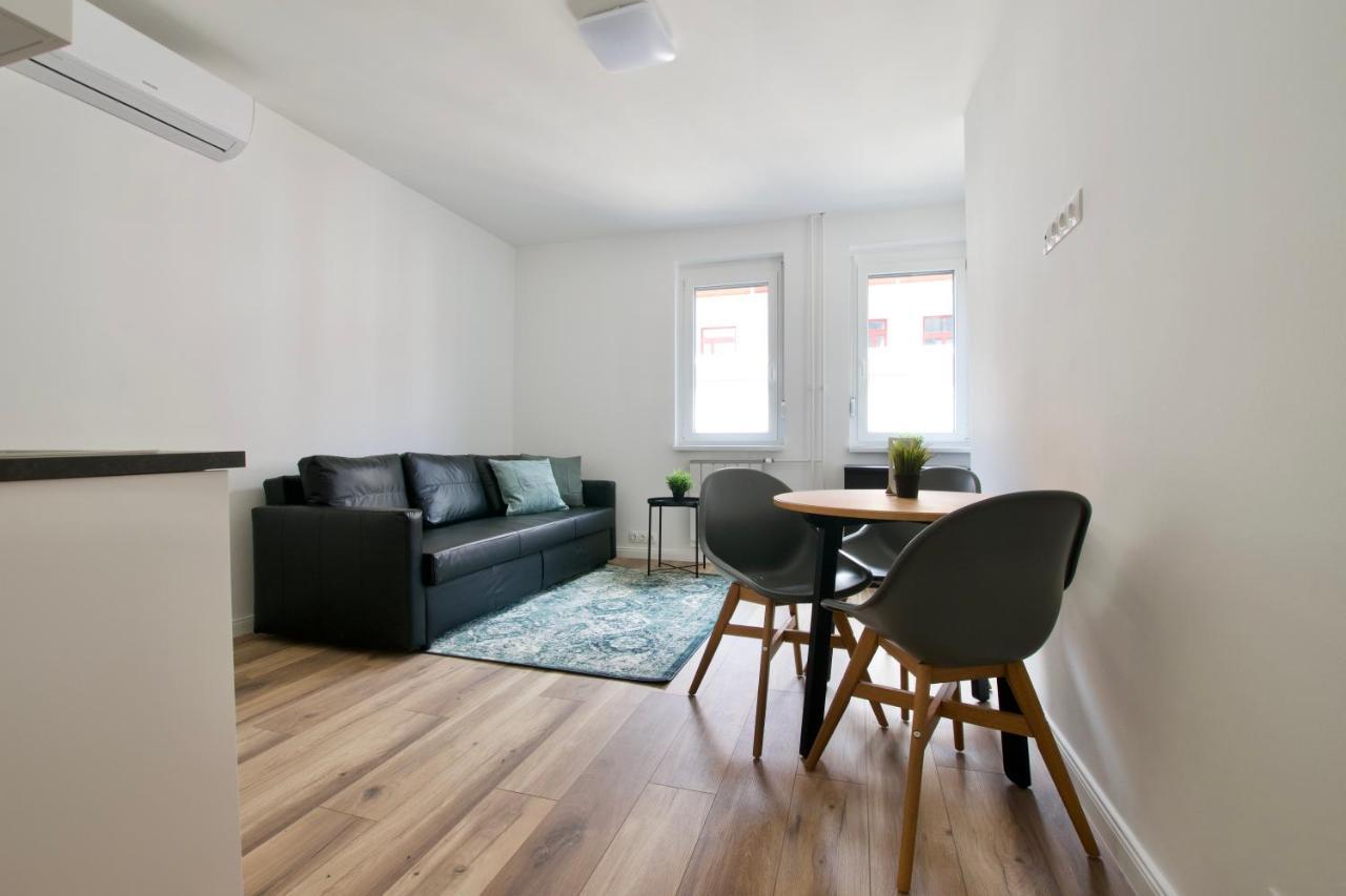 Standard Apartment By Hi5 - Dessewffy 37 Suites 부다페스트 외부 사진