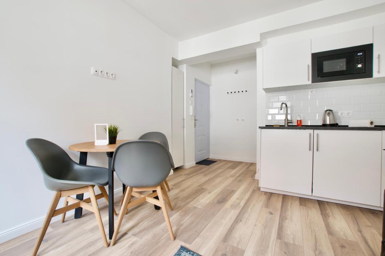 Standard Apartment By Hi5 - Dessewffy 37 Suites 부다페스트 외부 사진